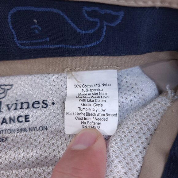 Vineyard Vines Shorts Mens Size 42 Beige Outlet 8" Performance Fit Golf Comfort - Picture 7 of 8